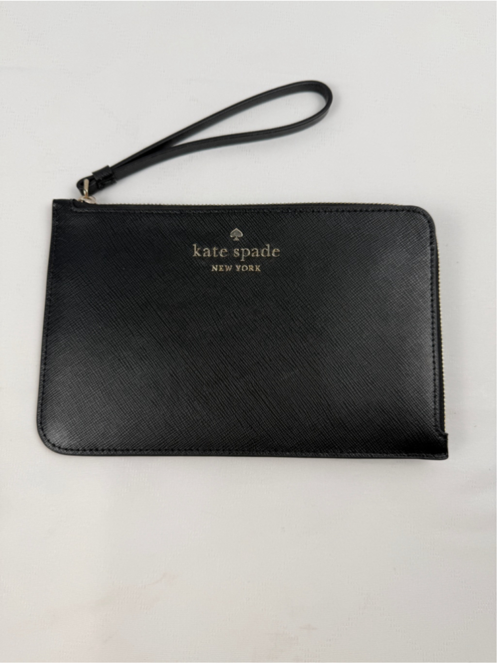 Kate Spade Black Lucy Wristlet Clutch Saffiano Leather Medium L-Zip NWOT
